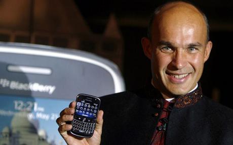 Balsillie: "We think many customers are getting tired of being told what to think by Apple."