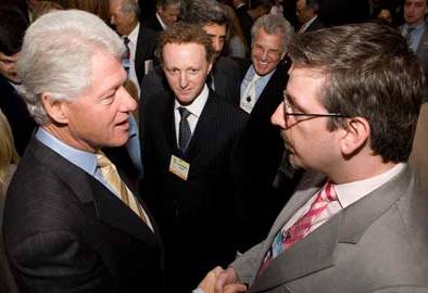 Finavera CEO Jason Bak with former US President Bill Clinton. Finavera released a corporate update today in which Bak said: "Finavera currently finds itself at an inflection point and we believe that the Company is on the cusp of a significant re-valuation."