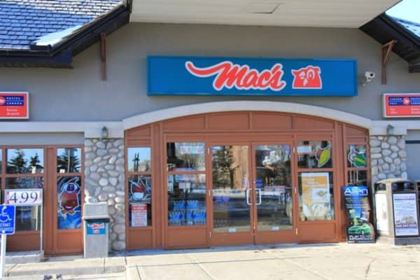 Last week, Toronto's iSign Media Solutions finalized a deal with Mac's convenience stores to create what it says will be the 