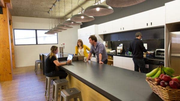 HootSuite provides its employees with baskets of fresh organic fruit several times a week, as well as craft beer and wine on taps in the kitchen available on Friday evenings.