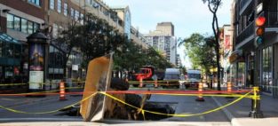 Montreal mayoral candidate Denis Coderre has unveiled his vision for the metropolis’s future as a “smart city”, a challenge if ever there was one given Montreal’s history of fraternal swill bucket politics, crumbling infrastructure and bureaucratic lassitude.