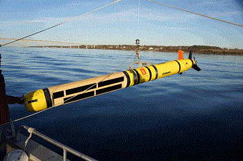 Naval Undersea Warfare Center AUV with Kraken’s AquaPix®