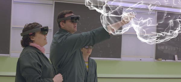 Microsoft HoloLens study the brain